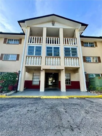 Rent this 2 bed condo on 2169 Collier Avenue in Fort Myers, FL 33901