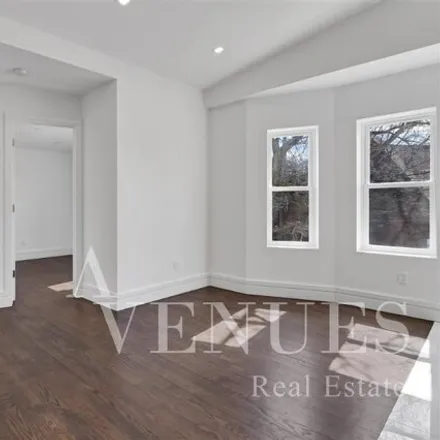 Image 1 - 94-01 101st Avenue, New York, NY 11416, USA - Apartment for rent