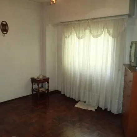 Rent this 2 bed apartment on Damoa in Maipú 167, Partido de Lomas de Zamora