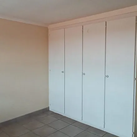Image 7 - Penny Street, Witpoortjie, Roodepoort, 1725, South Africa - Apartment for rent
