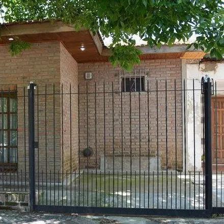 Buy this 3 bed house on Juan Recarte 300 in Partido de Esteban Echeverría, 1842 Monte Grande