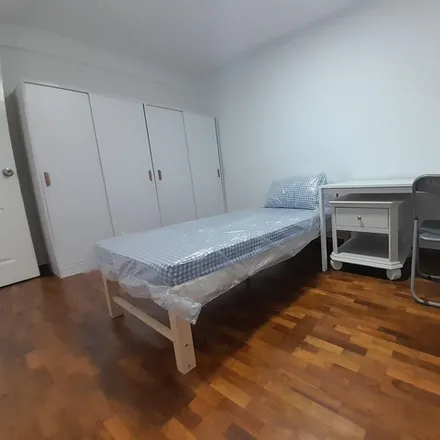 Rent this 1 bed room on 20 Lorong 7 Toa Payoh in Kim Keat Palm, Singapore 310020