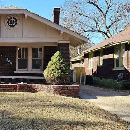 Buy this 3 bed house on 1589 Shadowlawn Boulevard in Shadowlawn, Memphis