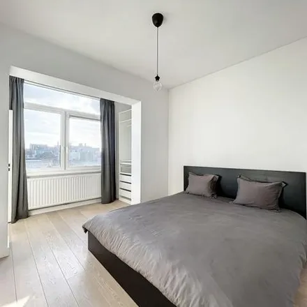 Rent this 3 bed apartment on Maison communale de Jette - Gemeentehuis Jette in Chaussée de Wemmel - Wemmelse Steenweg 100, 1090 Jette