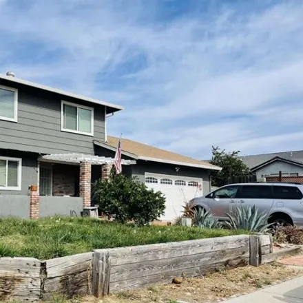 Buy this 4 bed house on 1842 Port Way in Oakley, CA 94561