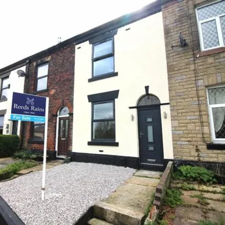 Buy this 3 bed townhouse on Valley Avenue in Woodhill, Walshaw