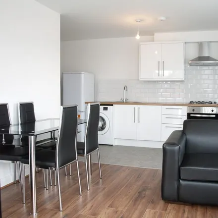 Rent this 2 bed apartment on Krispy Kod in Brook Terrace, Manchester