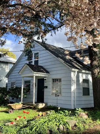 Rent this 1 bed house on McMinnville in OR, US