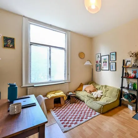 Image 2 - 19 Oakley Road, London, N1 3LS, United Kingdom - Apartment for rent