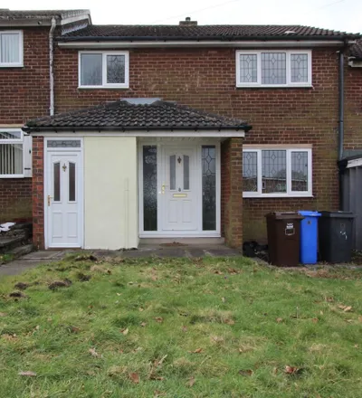Rent this 3 bed townhouse on Constable Drive in Sheffield, S14 1AU