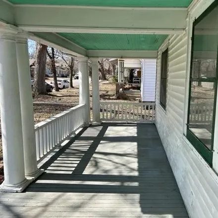 Image 3 - 642 South 12th Street, Parsons, KS 67357, USA - House for sale