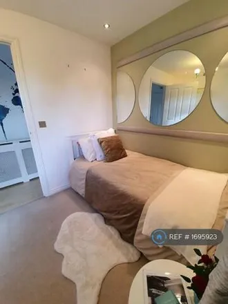 Image 9 - 17 Kempley Close, Prestbury, GL52 5GB, United Kingdom - Apartment for rent