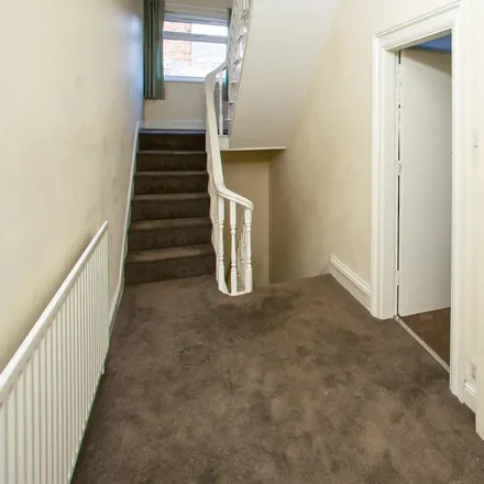 Image 4 - Bainbrigge Road, Leeds, LS6 3AD, United Kingdom - Townhouse for rent