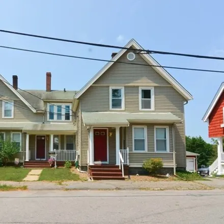 Image 2 - 39 Lawrence St, Taunton, Massachusetts, 02780 - House for sale