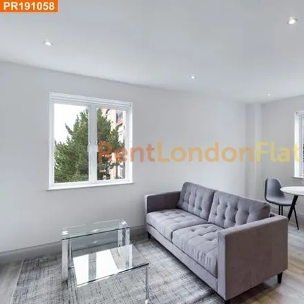 Rent this 1 bed apartment on Chiswick Post Office in 1 Heathfield Terrace, London