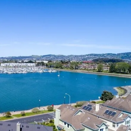 Image 9 - 15 Harbor View Drive, Richmond, CA 94804, USA - House for sale