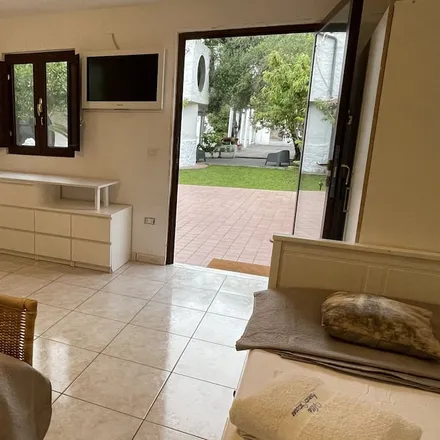 Rent this 4 bed house on 84141 Pontecagnano Faiano SA