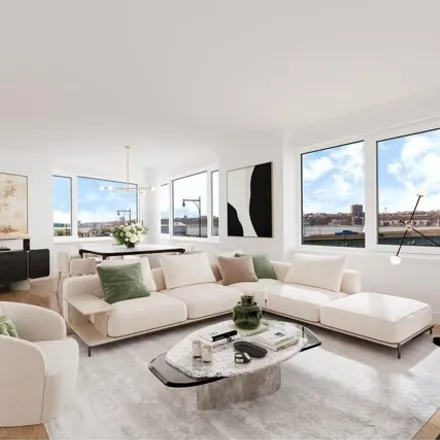 Rent this 4 bed apartment on The Rushmore in 80 Riverside Boulevard, New York