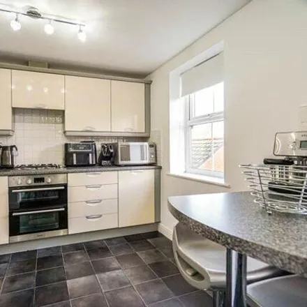 Image 3 - Applewood Grove, Knowsley, L26 6BQ, United Kingdom - Townhouse for sale