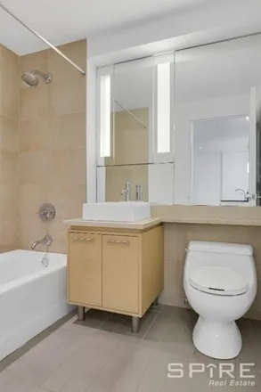 Image 3 - Oro Condominium, Flatbush Avenue Extension, New York, NY 11201, USA - Condo for rent