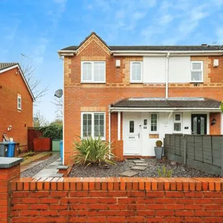 Buy this 3 bed duplex on 29 Whimberry Close in Salford, M5 3WL