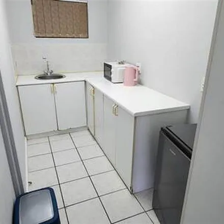 Image 3 - 52 Eighth Avenue, Buffalo City Ward 27, Gonubie, South Africa - Apartment for rent