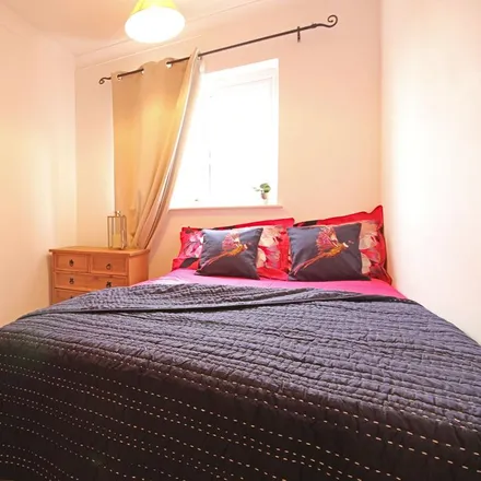 Rent this 1 bed townhouse on Next Level Advertising Solutions in 3 Florence Street, Lincoln