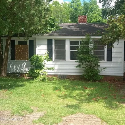 Buy this 2 bed house on 1024 Mimosa Drive in Macon, GA 31204