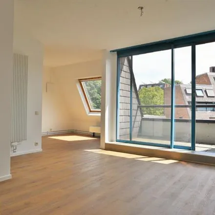 Rent this 1 bed apartment on Venelle Bleue - Blauw dreveken 34 in 1150 Woluwe-Saint-Pierre - Sint-Pieters-Woluwe, Belgium