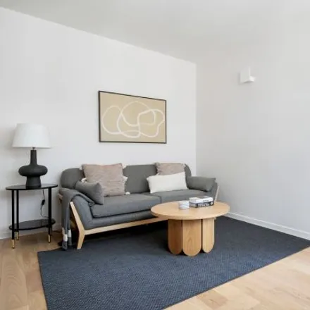 Image 4 - 32 Rue Médéric, 75017 Paris, France - Apartment for rent