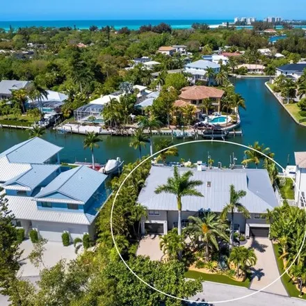Image 5 - 829 Tropical Circle, Siesta Key, FL 34242, USA - House for sale