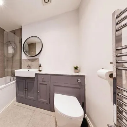 Image 2 - Brixton Water Lane, London, SW2 1BF, United Kingdom - Apartment for sale