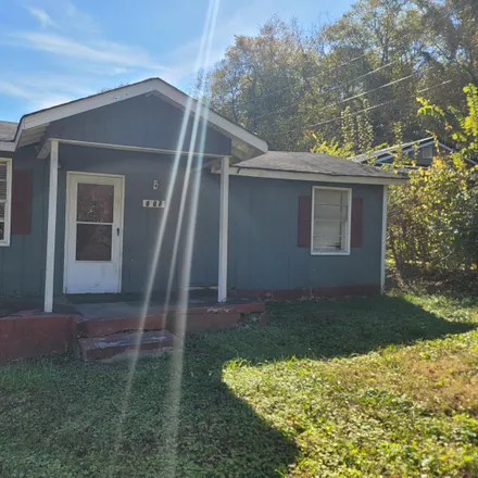 Buy this 1 bed house on 607 North Chattanooga Street in LaFayette, GA 30728
