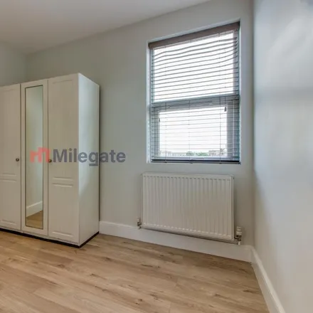 Image 4 - 202 Tooting High Street, London, SW17 0TD, United Kingdom - Apartment for rent