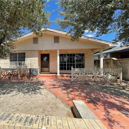 Buy this 4 bed house on 301 East Ringgold Street in Garza-Gutierrez Colonia, Rio Grande City