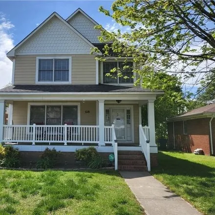 Buy this 4 bed house on 618 Mount Vernon Avenue in Portsmouth, VA 23707