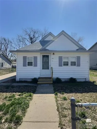 Buy this 3 bed house on 825 West 13th Street in Junction City, KS 66441