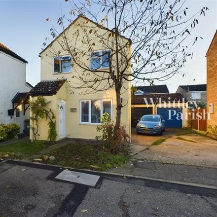 Buy this 3 bed house on Porter Road in Wacton, NR15 2TY