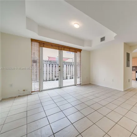 Image 6 - 8424 Northwest 139th Terrace, Miami Lakes, FL 33016, USA - Townhouse for sale