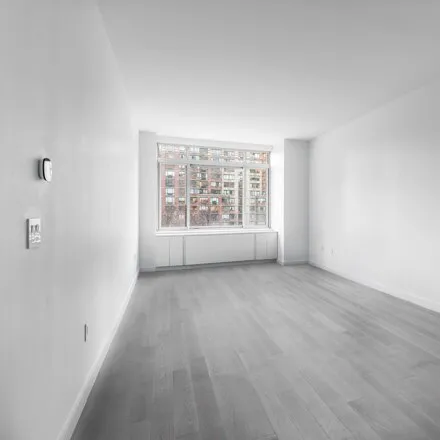 Image 4 - 101 W End Ave Apt 9a, New York, 10023 - Apartment for rent