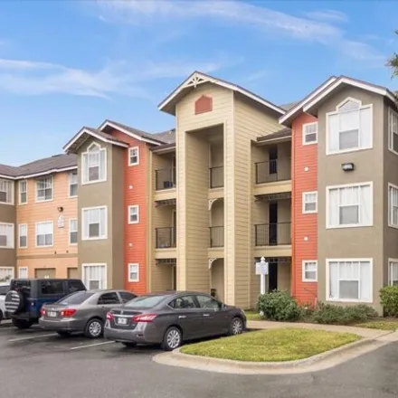 Buy this 2 bed condo on Kissimmee Trail in Kissimmee, FL 34742