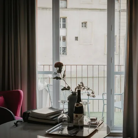 Image 6 - 3 Place de la Comédie, 57000 Metz, France - Apartment for rent