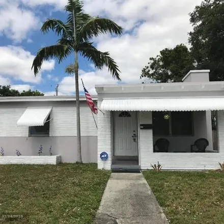 Rent this 2 bed house on 465 Southwest 22nd Terrace in Fort Lauderdale, FL 33312