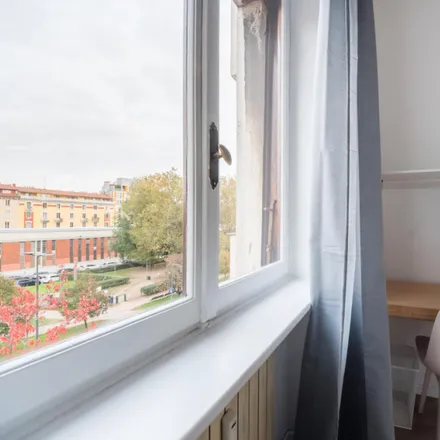 Image 1 - Via Elba 30, 20144 Milan MI, Italy - Room for rent