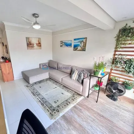 Buy this 3 bed apartment on Rua Santo Irineu 571 in Chácara Inglesa, São Paulo - SP