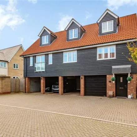 Buy this 4 bed house on Rainbird Place in Coxtie Green, CM14 5UR