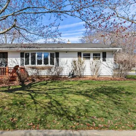Buy this 3 bed house on 401 Starry Avenue in Monona, Dane County