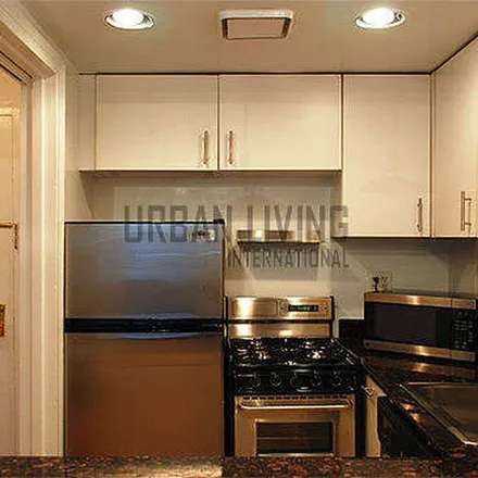 Image 4 - 316 West 58th Street, New York, NY 10019, USA - Apartment for rent