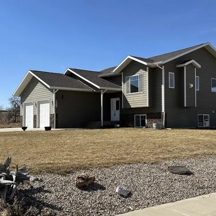 Image 2 - 1498 Dacar Street, Belle Fourche, SD 57717, USA - House for sale