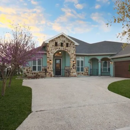 Buy this 3 bed house on 30072 Cibolo Gap in Fair Oaks Ranch, Comal County